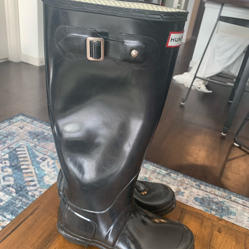 Hunter Boots - Picture 2 of 4